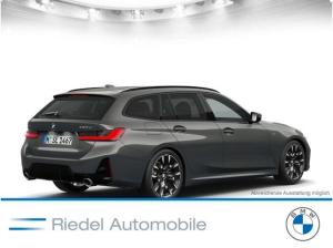 BMW 330 330d xDrive Touring M Sportpaket*ab 2,49% eff.*