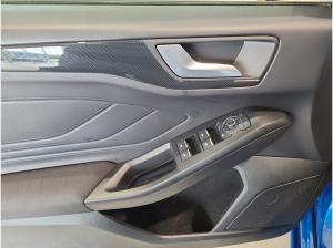 Ford Focus ST-Line PDC h. Navi Keyless Tempo SHZ Servo