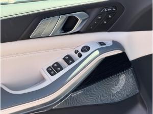 BMW X7 M60i M-Pro 23-Zoll/B&W/ACC/AHK/Kristall-LED
