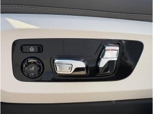 BMW X7 M60i M-Pro 23-Zoll/B&W/ACC/AHK/Kristall-LED
