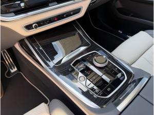BMW X7 M60i M-Pro 23-Zoll/B&W/ACC/AHK/Kristall-LED