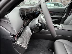 BMW 540 540d xDrive Touring * M Sportpaket * Panorama Glasdach * Lenkradheizung * Integral-Aktivlenkung * Bo