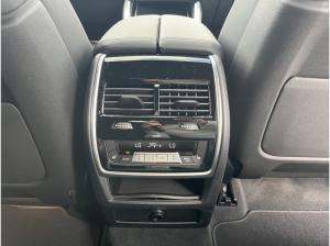 BMW X6 xDrive40d M Sport Pro, Travel, Innovation, Bowers & Wilkins uvm.