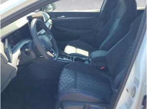 Volkswagen Golf VIII R-Line 1.5 eTSI DSG *BlackStyle*LED+*