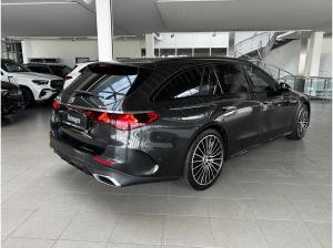 Mercedes-Benz E 300 de 4MATIC T-Modell mit EQ Hybrid Technologie+AMG-Line+Panodach+ Burmester® 4D+ Head-up+AHK+ Winter-P