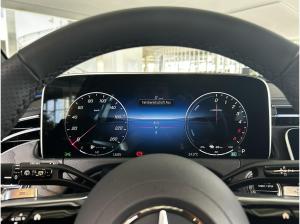 Mercedes-Benz E 300 de 4MATIC T-Modell mit EQ Hybrid Technologie+AMG-Line+Panodach+ Burmester® 4D+ Head-up+AHK+ Winter-P