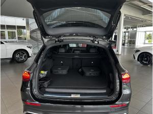Mercedes-Benz E 300 de 4MATIC T-Modell mit EQ Hybrid Technologie+AMG-Line+Panodach+ Burmester® 4D+ Head-up+AHK+ Winter-P