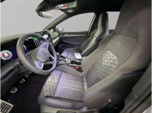 Volkswagen Golf VIII 1.5 eTSI R-Line / SOFORT VERFÜGBAR !