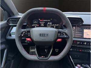 Audi RS3 Limousine / Schwarzoliv Perleffekt / PANO / MATRIX / HUD / SONOS / SPORTABGAS / 280 KMH