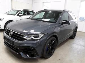 Volkswagen Tiguan R - Black-Style - AHK Kamera Pano - 8-fach bereift