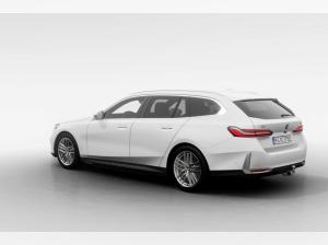 BMW i5 eDrive40 Touring AHK, Driving Assistant Plus uvm.