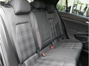 Volkswagen Golf VIII 2.0 TDI GTD Pano AHK Kamera Matrix