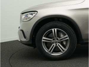 Mercedes-Benz GLC 300 E-4Matic - SHZ*Klima*LED*PDC*Isofix*Haustürlieferung Inkl.