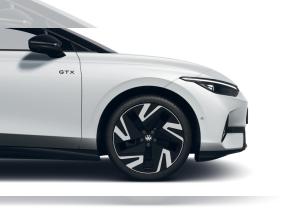 Volkswagen ID.7 Tourer (340 PS) GTX*4M*PANO*AHK*360°*HK*MATRIX*