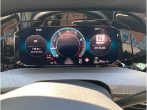 Volkswagen Golf VIII STYLE 1.5TSI ACC.5J-G.STHZG.KAMERA.NAVI+VC.HUD.LED.APP-C.LKRD-HZG