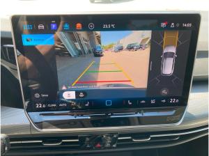 Volkswagen Golf VIII STYLE 1.5TSI ACC.5J-G.STHZG.KAMERA.NAVI+VC.HUD.LED.APP-C.LKRD-HZG