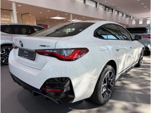 BMW i4 xDrive40 M Sportpaket DAB Tempomat Klimaaut.