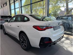 BMW i4 xDrive40 M Sportpaket DAB Tempomat Klimaaut.