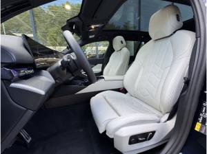 BMW 550 550e xDrive Tou M Sport AHK PANO Ad.Fahr.Pro B&W