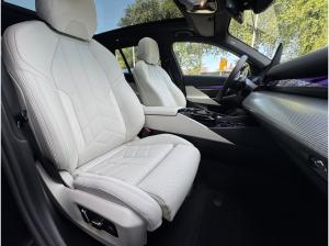 BMW 550 550e xDrive Tou M Sport AHK PANO Ad.Fahr.Pro B&W