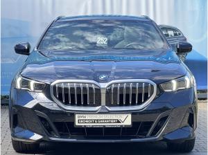 BMW 550 550e xDrive Tou M Sport AHK PANO Ad.Fahr.Pro B&W