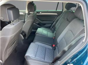 Volkswagen Passat Variant 1.5 TSI Business DSG LED Kamera