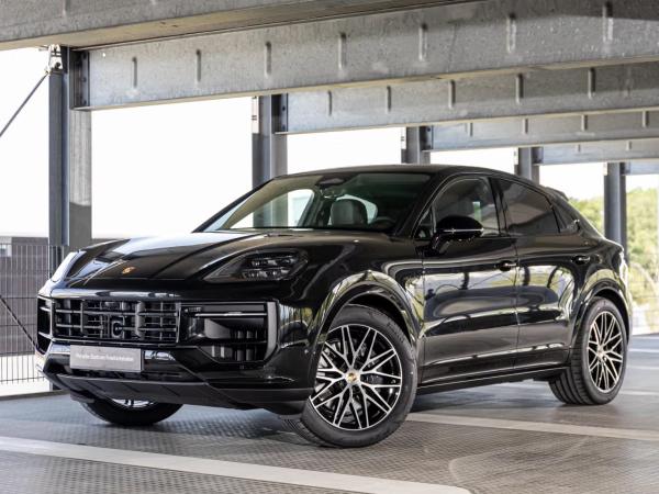 Porsche Cayenne E-Hybrid Coupé Black Edition **AKTION!! NUR ANFRAGEN BEI 100% BESTELLABSICHT** (0,5% Vst.) *HA-Lenk