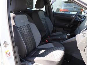 Volkswagen Taigo R-Line 1,5 TSI DSG Kamera,Allwetter Lagerwagen !