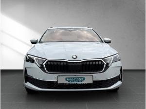 Skoda Octavia Combi 2.0 TDI *PRIVAT*SOFORT* l DSG l MATRIX l AHK l NAVI l KESSY l 360° l HUD l