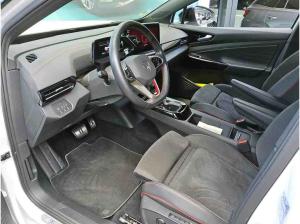 Volkswagen ID.5 GTX 4M*WÄRMEPUMPE*IQ.LIGHT*AHK*PANO*KAMERA*NAVI*KLIMA