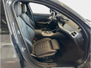BMW 330 e Touring M Sport AHK sofort verfüg.