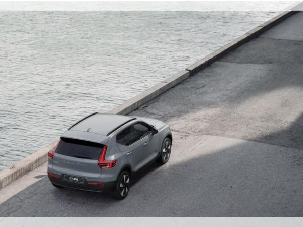 Volvo EX40 Single Extended Range Plus *SOFORT LIEFERBAR*