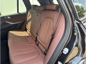 BMW X5 xDrive30d** Businesskundenaktion min 4. PKWs auf die Firma  zugelassen**