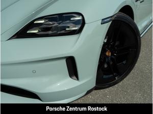 Porsche Taycan Black Edition