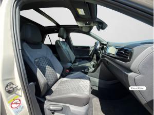 Volkswagen T-Roc R-Line 2.0 TSI 4M PANO AHK MATRIX RFK ASSIST