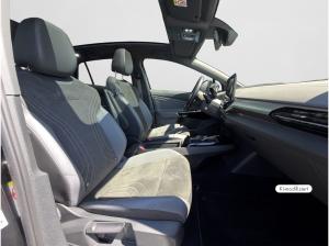Volkswagen ID.5 Pro 82 kWh MATRIX PANO ACC CARPLAY