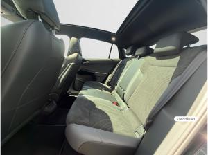 Volkswagen ID.5 Pro 82 kWh MATRIX PANO ACC CARPLAY