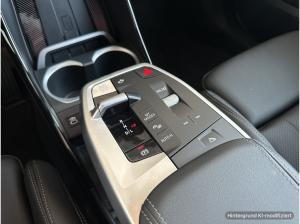 BMW X1 sDrive20i HUD LED AHK Harman Kardon