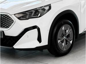 BMW iX2 eDrive20 ACC RFK NAVI Standh. LED PDC V+H