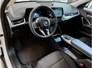 BMW iX2 eDrive20 ACC RFK NAVI Standh. LED PDC V+H