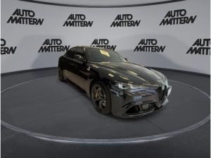 Alfa Romeo Giulia 2.9 V6 Bi-Turbo Quadrifoglio Oro +Akrapovic