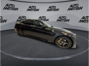 Alfa Romeo Giulia 2.9 V6 Bi-Turbo Quadrifoglio Oro +Akrapovic