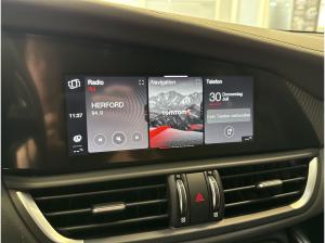 Alfa Romeo Giulia 2.9 V6 Bi-Turbo Quadrifoglio Oro +Akrapovic