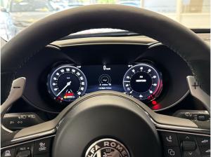 Alfa Romeo Giulia 2.9 V6 Bi-Turbo Quadrifoglio Oro +Akrapovic