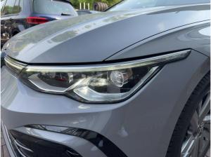 Volkswagen Golf Variant VIII 1.5 eTSI DSG R-Line Navi LED SHZ