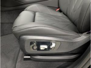 BMW XM 50e AHK Driv Prof. HK Sound Massage
