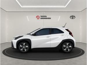 Toyota Aygo X 5-Türer Active + SITZHEIZUNG 1,5 l Hybrid PFLEGEDEAL