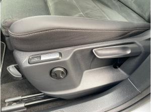 Volkswagen T-Roc 1.5 TSI R-Line DSG AHK Navi ACC LED+ RFK