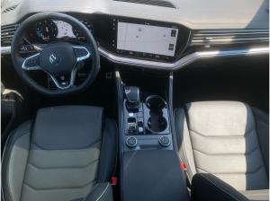 Volkswagen Touareg R-LINE BLACK STYLE 3.0TDI NP.117T AHK.AREA-VIEW.NAVI.HUD.PANO.LUFT