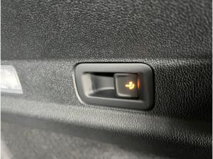 Ford Capri Premium RWD 77kWh Head-Up-Display